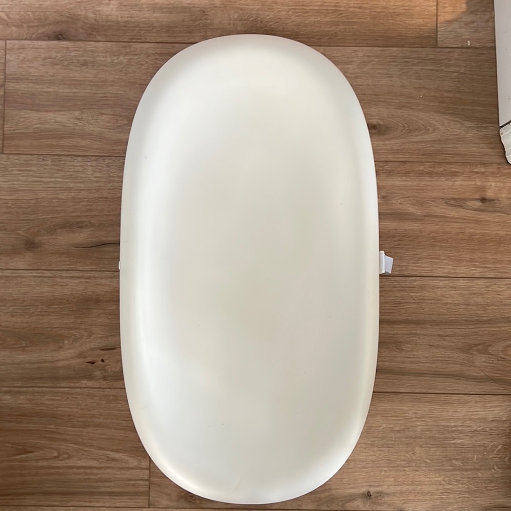 Hatch Baby Grow Smart Changing Pad and Scale